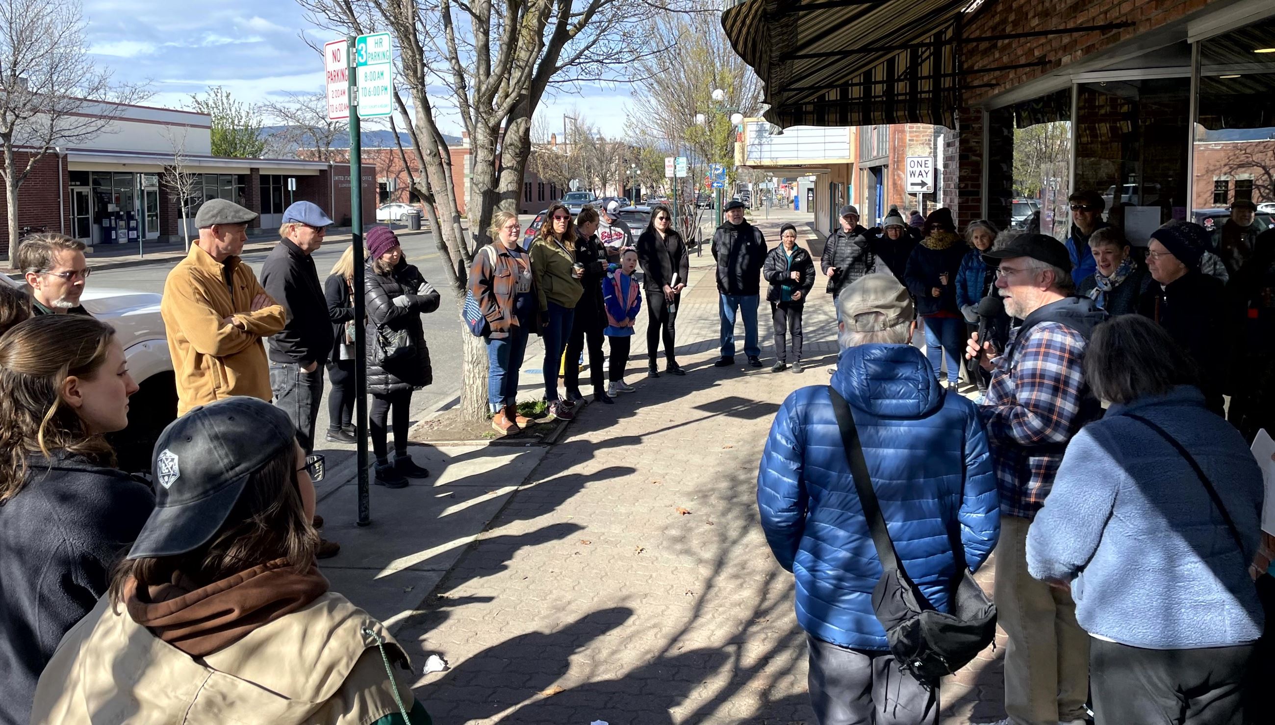 20240406_170425003_iOS